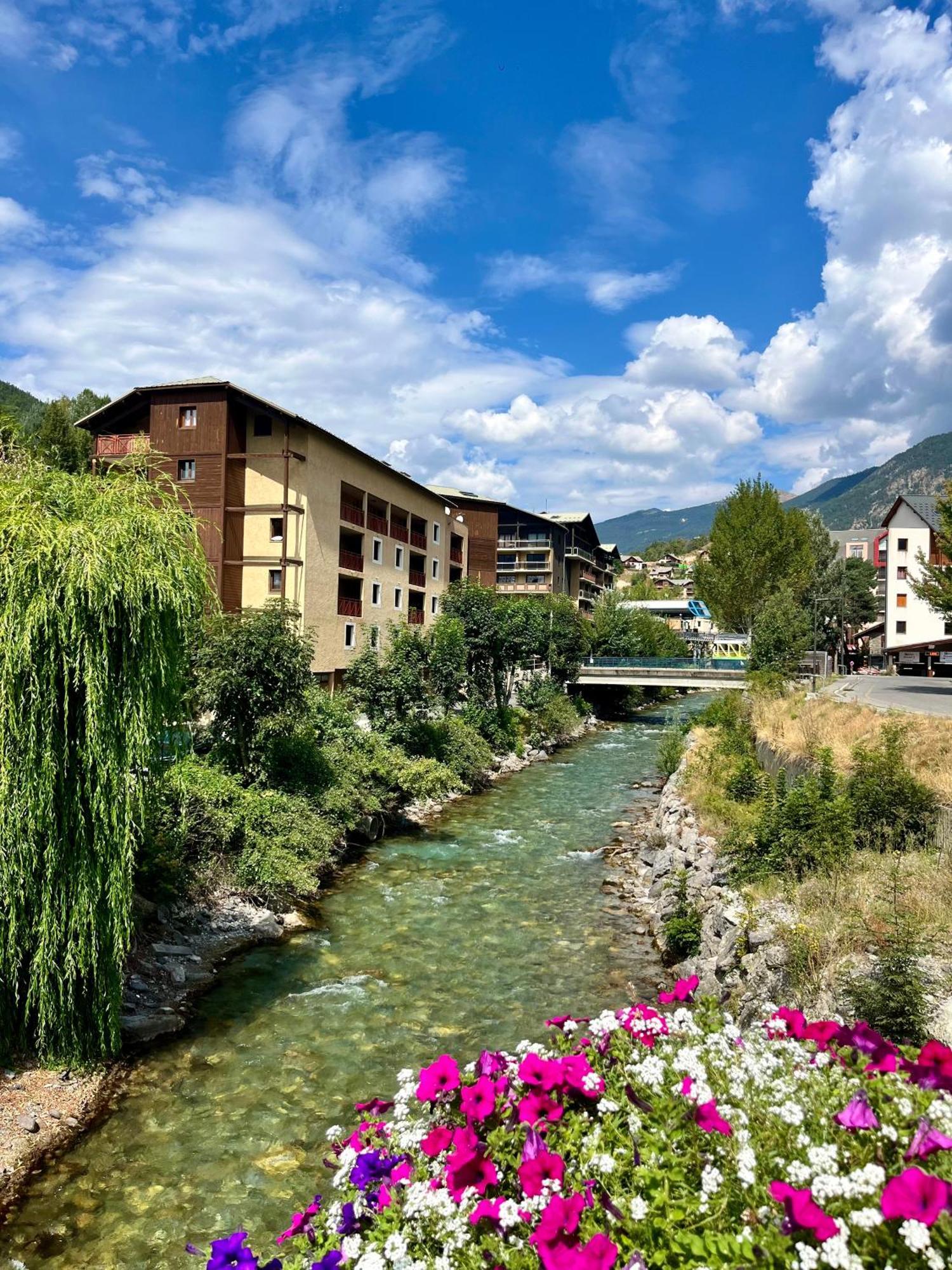 Charmant Duplex Pied De Pistes Briancon エクステリア 写真